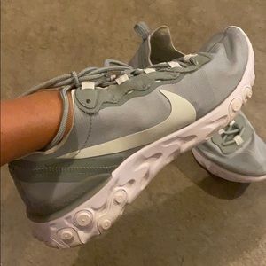 blueish greenish grey nike tennis shoes